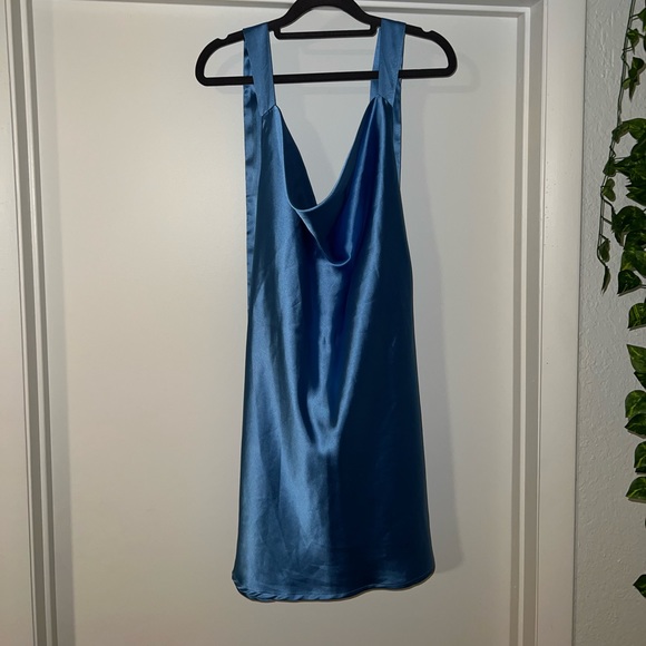 AMAZON Blue Satin Mini Dress L - Picture 2 of 4